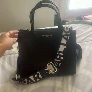 Karl Lagerfeld Paris. Black.